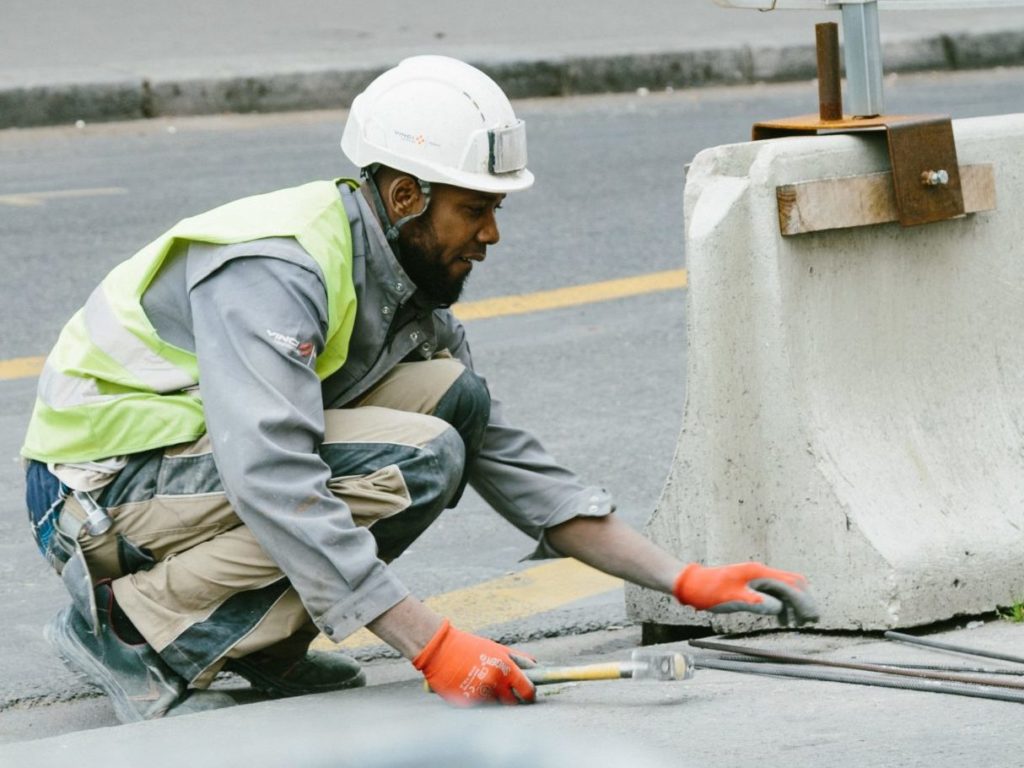 maintenance-engineer-highway